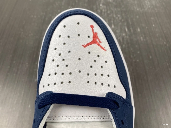 Bmlin Midnight Navy CJ7891-400 1 SB Low Jordan 0709